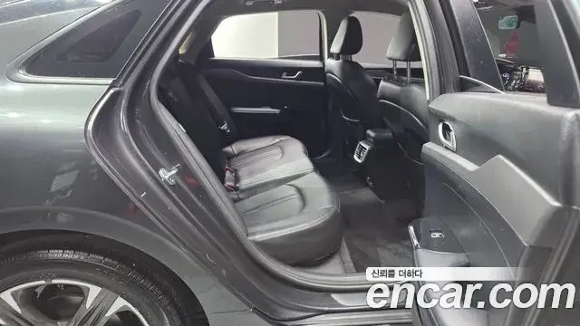 Kia K5 2022 — Photo 11/20