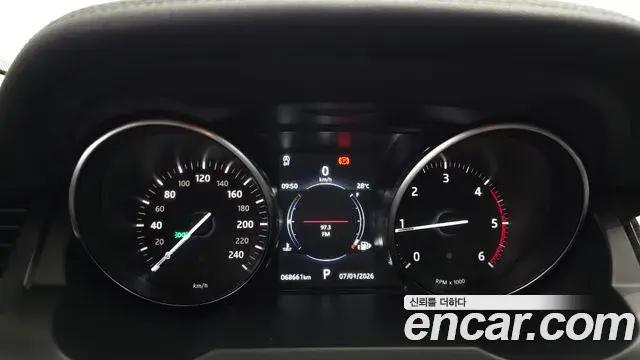 Land Rover Range Rover Evoque 2018 — ფოტო 15/34