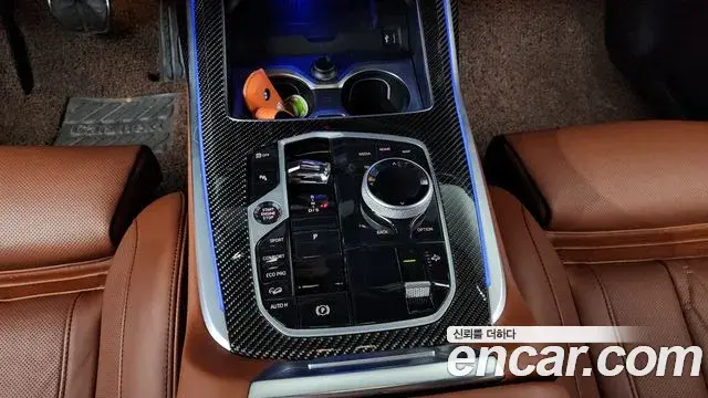 BMW X7 2025 — Photo 9/20