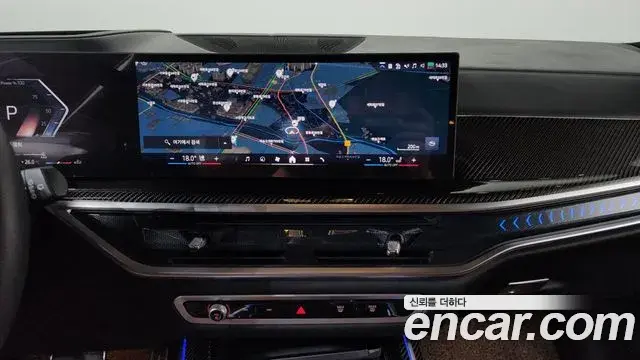 BMW X7 2025 — Photo 12/20