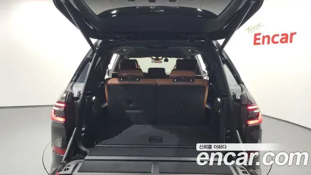 BMW X7 2025 — Photo 17/20