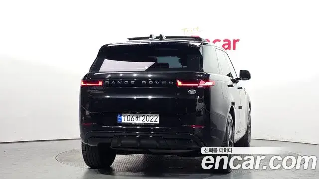 Land Rover Range Rover Sport 2023 — Фото 4/20