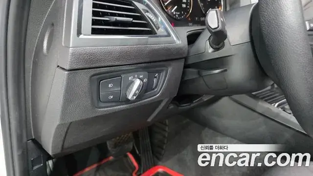 BMW 1 Series 2018 — ფოტო 20/20