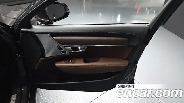 Volvo S90 2021 — Şəkil 18/33