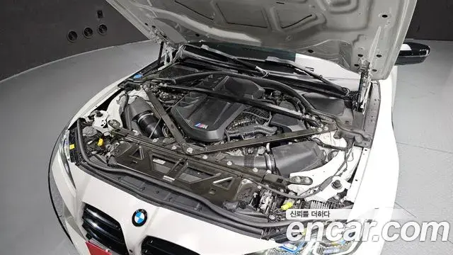 BMW M4 2024 — Photo 6/20