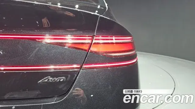 Genesis G90 2023 — Şəkil 30/37