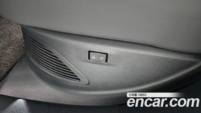Lexus RX500h 2024 — Photo 17/20