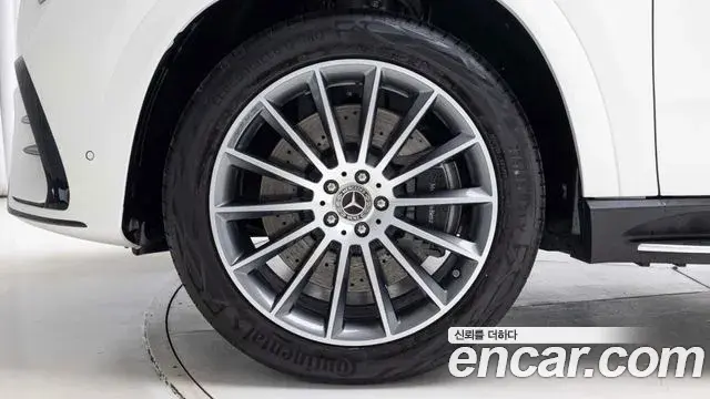 Mercedes-Benz GLE-Class 2025 — Photo 5/18