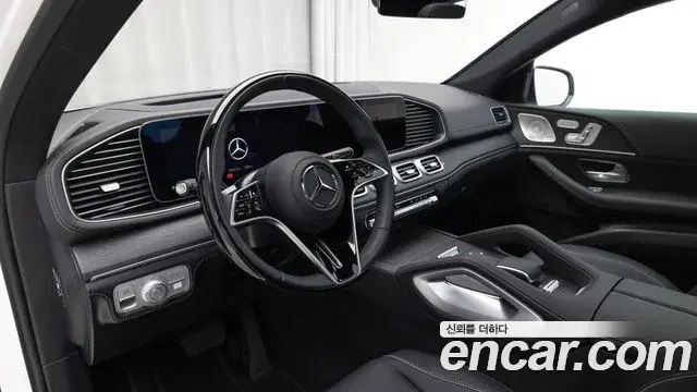 Mercedes-Benz GLE-Class 2025 — Photo 15/18