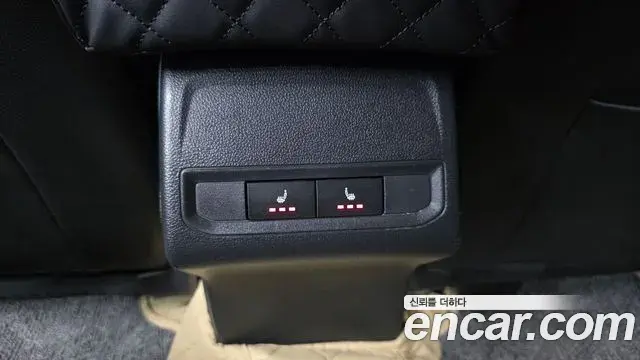 Volkswagen Jetta 2021 — Şəkil 25/33