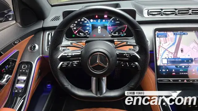 Mercedes-Benz S-Class 2022 — Photo 14/20