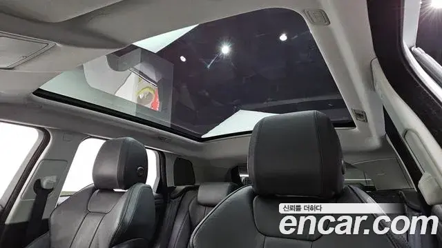 Land Rover Range Rover Evoque 2018 — ფოტო 2/32