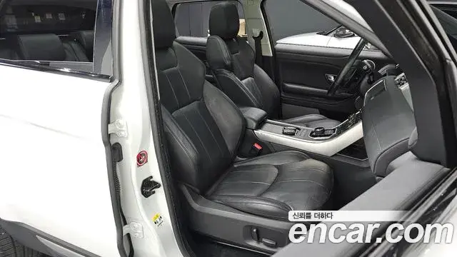 Land Rover Range Rover Evoque 2018 — ფოტო 7/32