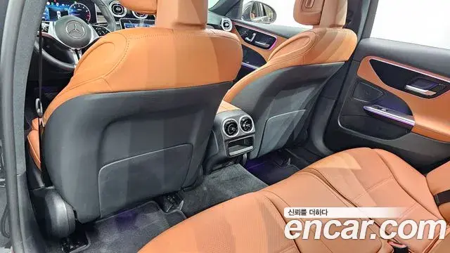 Mercedes-Benz C-Class 2023 — Şəkil 20/30