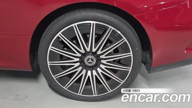Mercedes-Benz CLE-Class 2025 — Photo 4/20