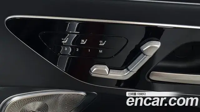 Mercedes-Benz CLE-Class 2025 — Photo 10/20