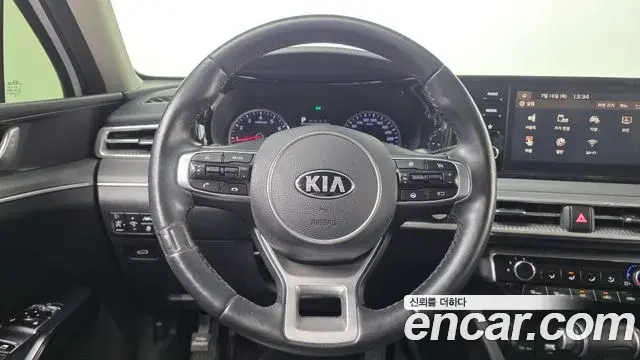 Kia K5 2021 — Photo 11/20