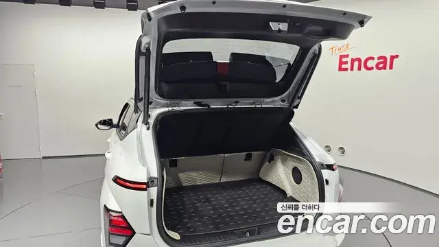 Hyundai Kona Hybrid 2024 — ფოტო 15/34