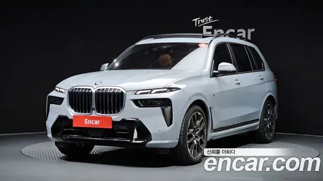BMW X7 2024 — Photo 1/20