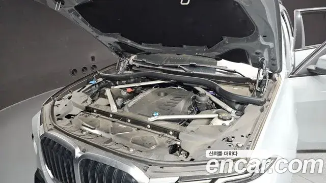 BMW X7 2024 — Photo 6/20