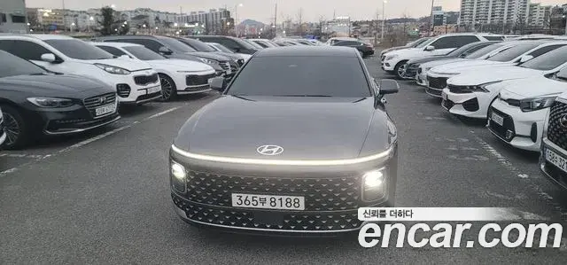 Hyundai Grandeur 2023 — Фото 2/18