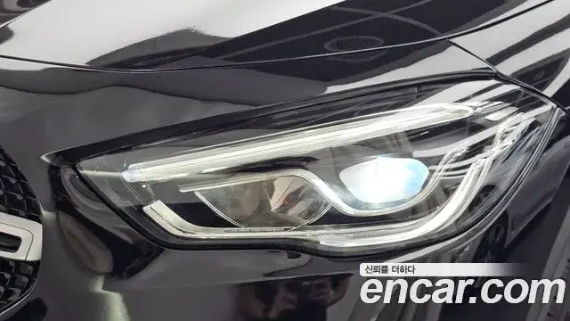 Mercedes-Benz GLA-Class 2021 — ფოტო 5/32