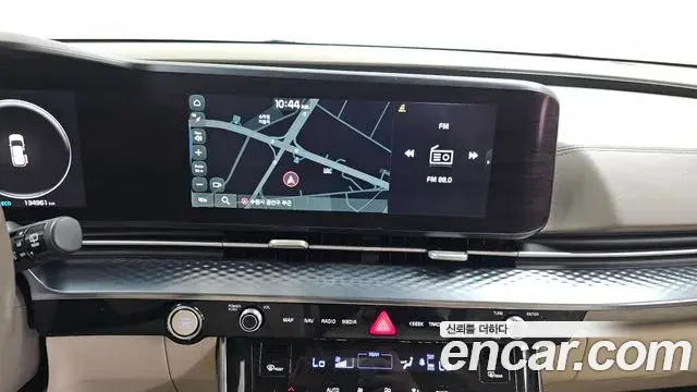 Kia Carnival 2021 — Photo 14/20