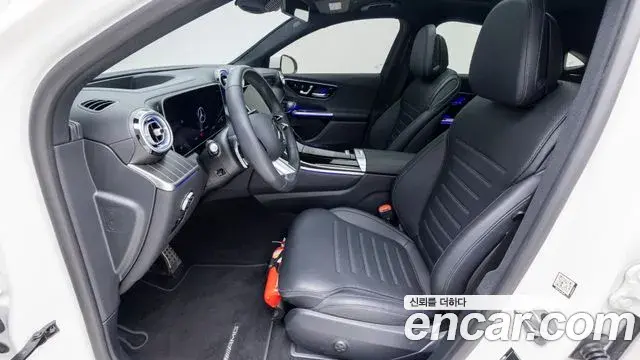 Mercedes-Benz GLC-Class 2025 — Photo 10/19
