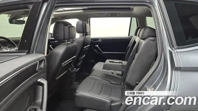 Volkswagen Tiguan Allspace 2020 — Şəkil 10/20