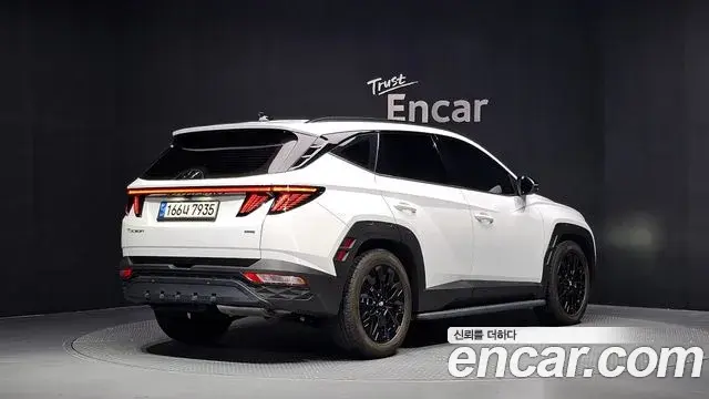Hyundai Tucson Hybrid 2023 — Photo 5/34