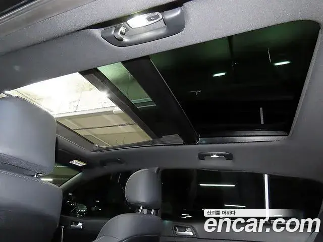 Kia Sportage The Bold 2020 — ფოტო 13/20