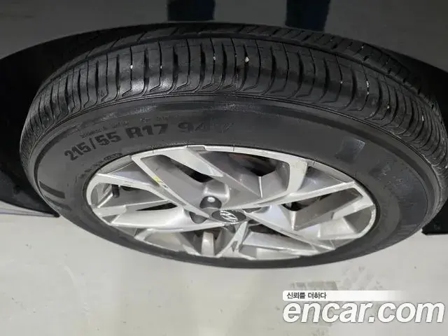 Hyundai Sonata 2021 — Фото 17/19