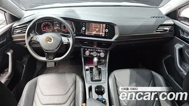 Volkswagen Jetta 2020 — Şəkil 16/31