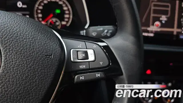 Volkswagen Jetta 2020 — Şəkil 7/31