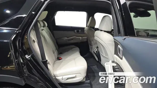 Kia Sorento 2024 — Photo 11/20