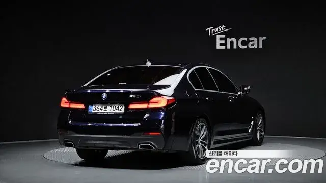 BMW 5 Series 2021 — ფოტო 6/32