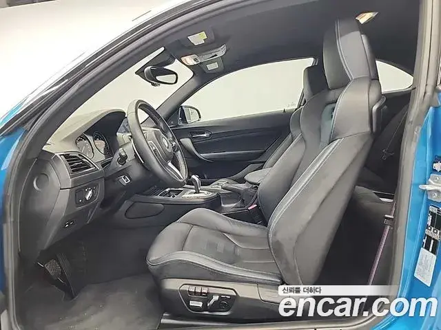 BMW M2 2019 — Şəkil 10/18