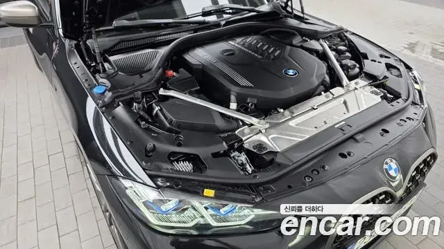 BMW 4 Series 2021 — Photo 21/35