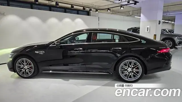 Mercedes-Benz AMG GT 2026 — Photo 6/20