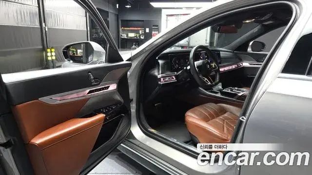 BMW 7 Series 2023 — Photo 10/20