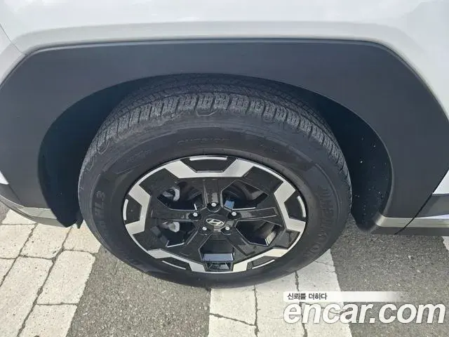 Hyundai Santa Fe 2024 — Photo 9/18