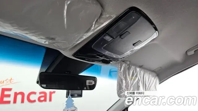 Hyundai Staria 2023 — Photo 16/20