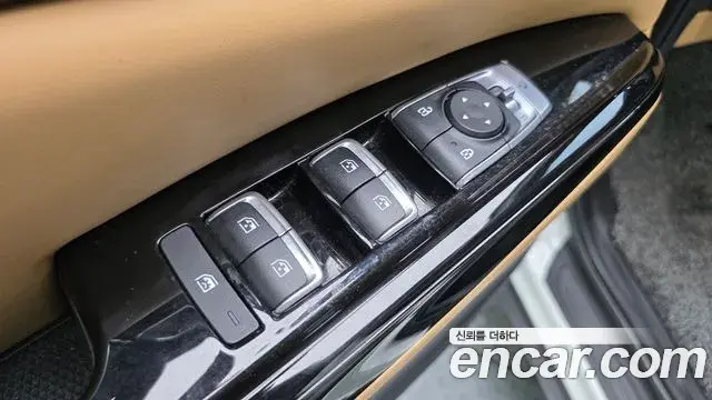 Kia Carnival 2022 — Фото 13/20