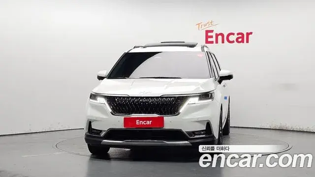 Kia Carnival 2023 — Photo 3/20