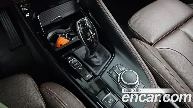 BMW X1 2022 — Фото 9/20