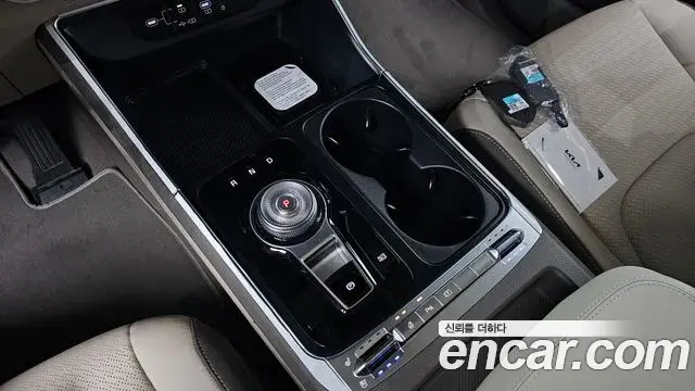 Kia Carnival 2026 — Şəkil 9/20