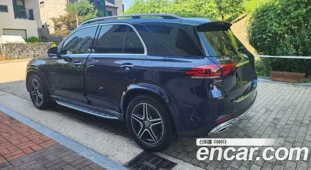 Mercedes-Benz GLE-Class 2020 — Фото 2/15