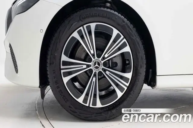 Mercedes-Benz E-Class 2025 — Şəkil 5/20