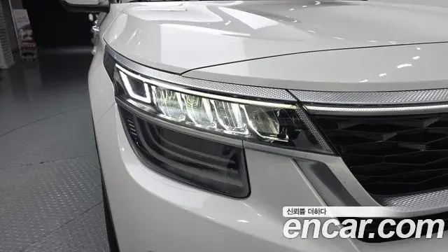 Kia Seltos 2022 — Şəkil 5/31