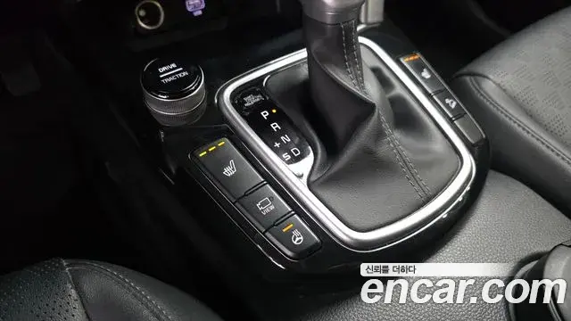 Kia Seltos 2022 — Şəkil 22/31